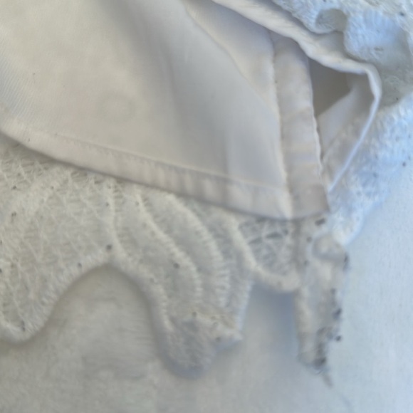 Calvin Klein Plus Size White Lace Sleeveless Top - Picture 12 of 14